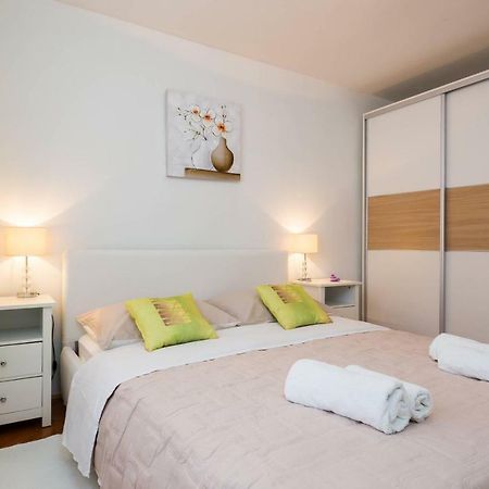 Apartment Dragica Split Bagian luar foto