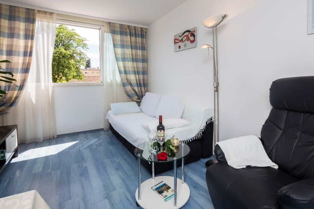 Apartment Dragica Split Bagian luar foto